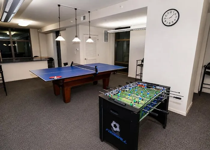 18th Floor 2br Grant Park With Balcony, Gym