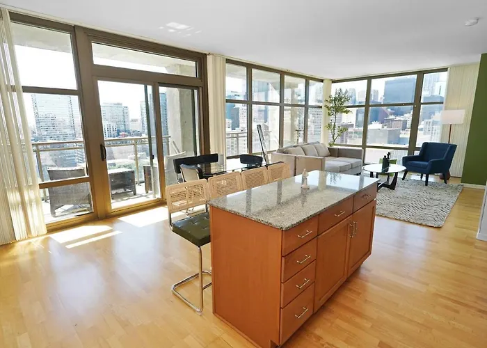 18th Floor 2br Grant Park With Balcony, Gym Apartamento