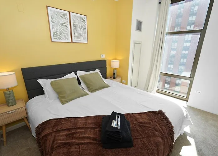 18th Floor 2br Grant Park With Balcony, Gym