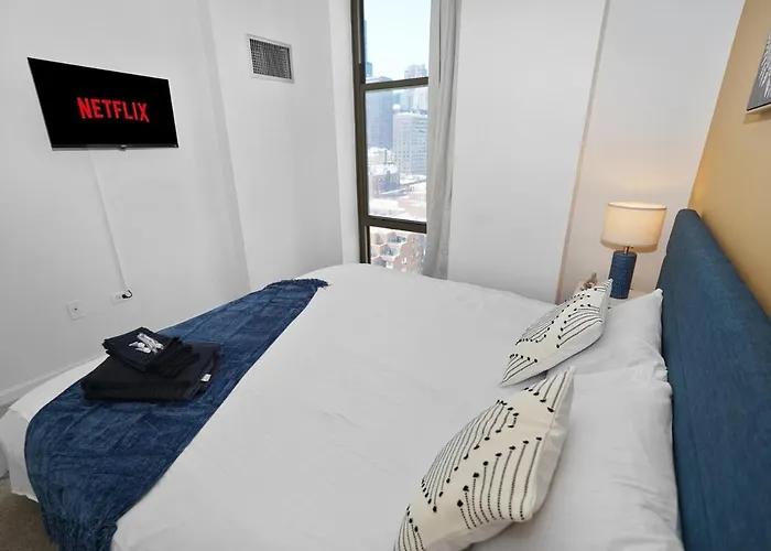 18th Floor 2br Grant Park With Balcony, Gym Apartamento Chicago